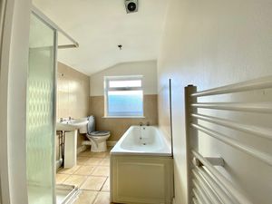 Bathroom/WC- click for photo gallery